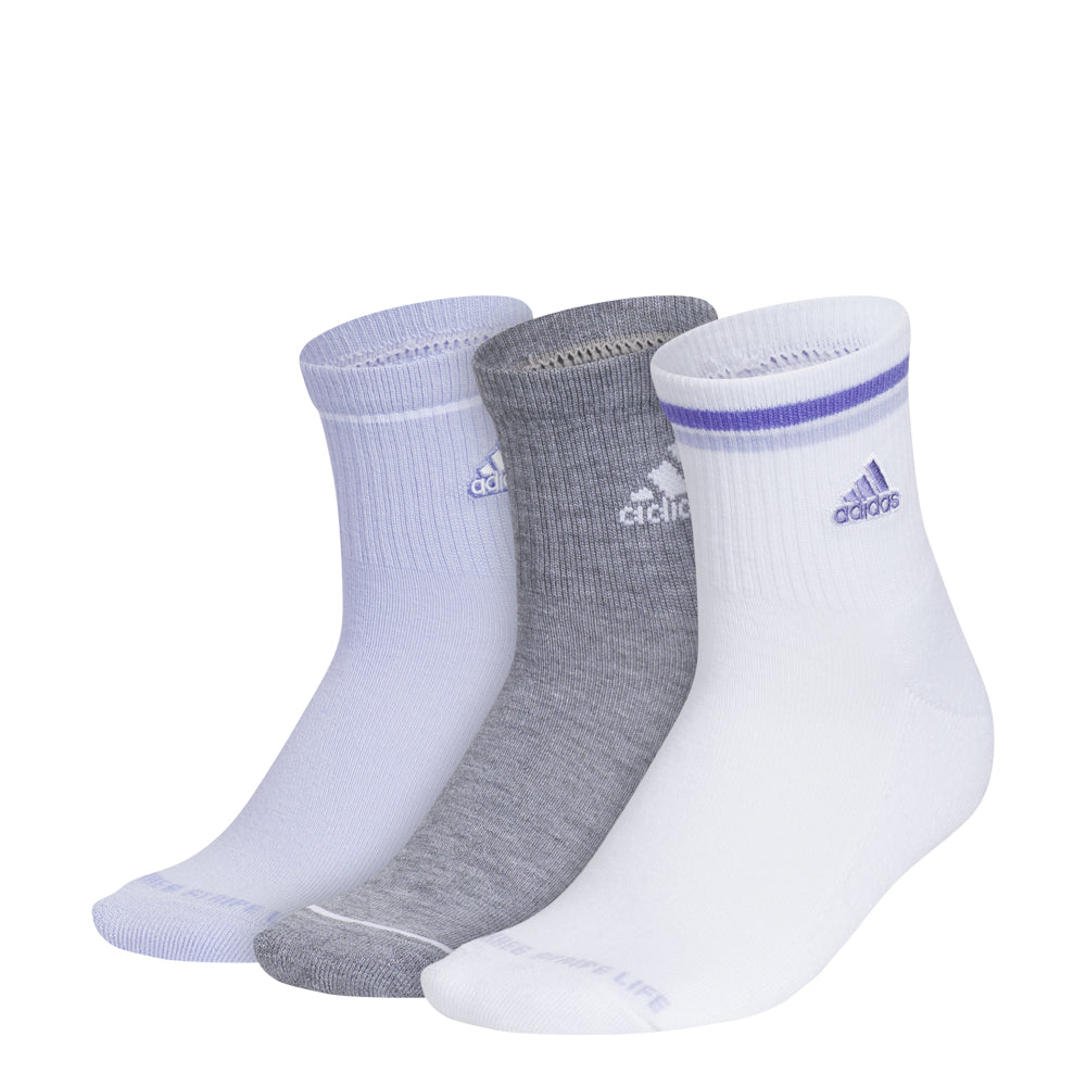 Close-up of Ultimate Comfort Women's High Quarter Cushioned Sports Socks showcasing the cushioned design.