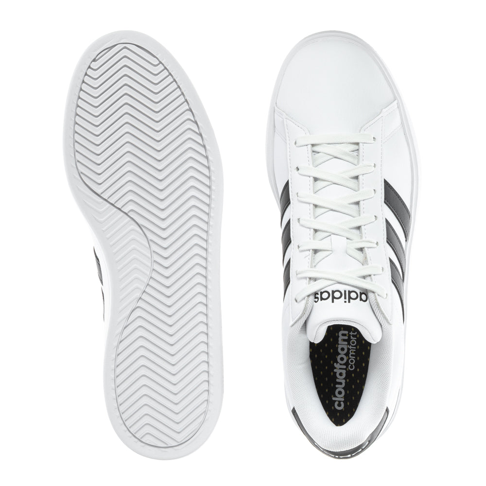 Adidas Grand Court 2.0 sneakers showing the side profile, perfect for casual wear.