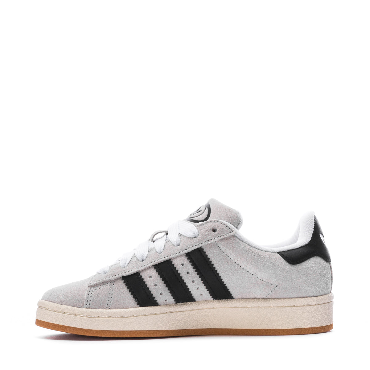 Stylish casual shoes for everyday use, featuring thick laces and rubber outsole