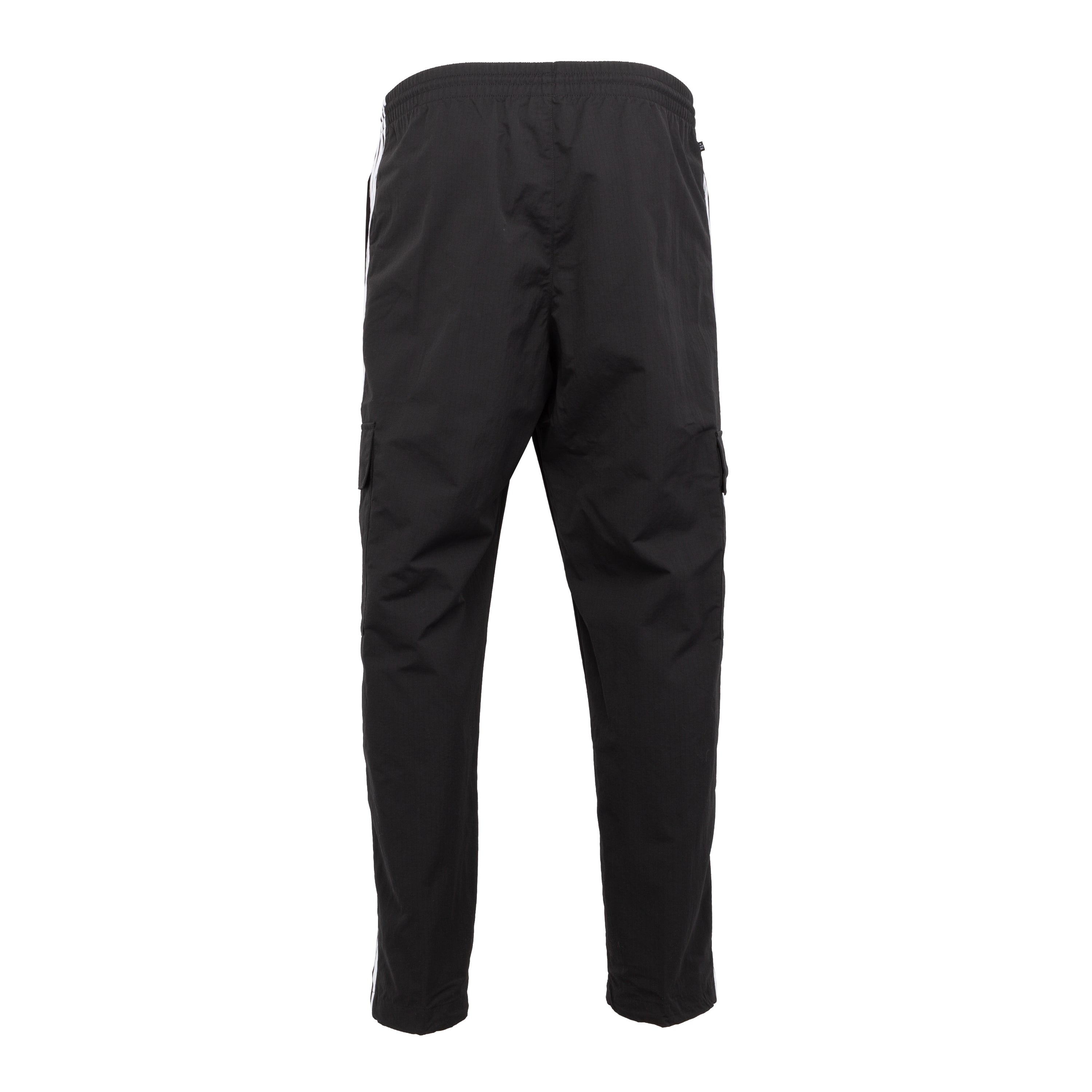 Casual styling of mens tactical pants paired with a tee, ideal for everyday wear.