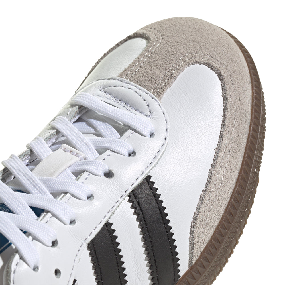 Close-up of the sneakers breathable material and secure lacing for active kids