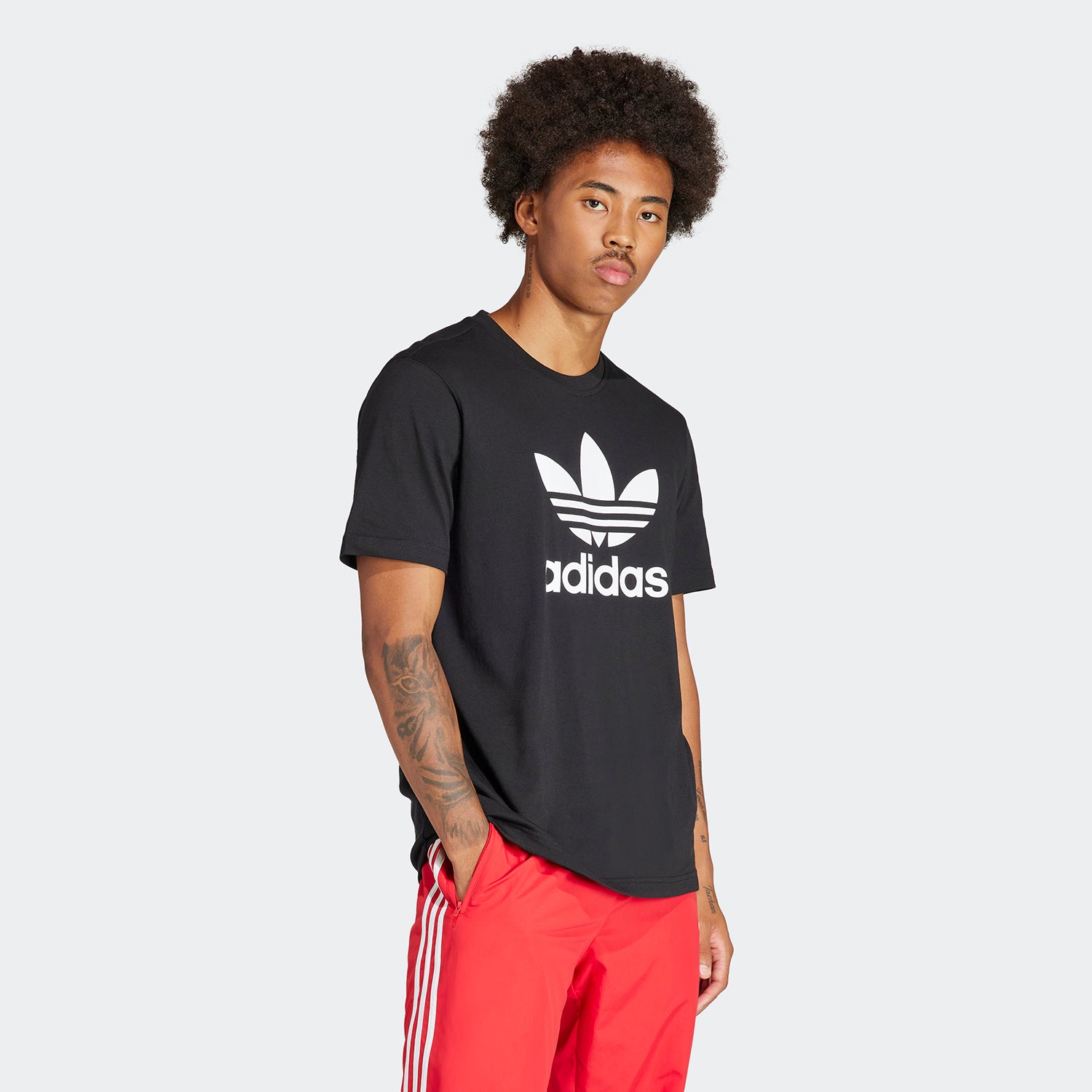 Close-up of ribbed crewneck on cotton mens T-shirt