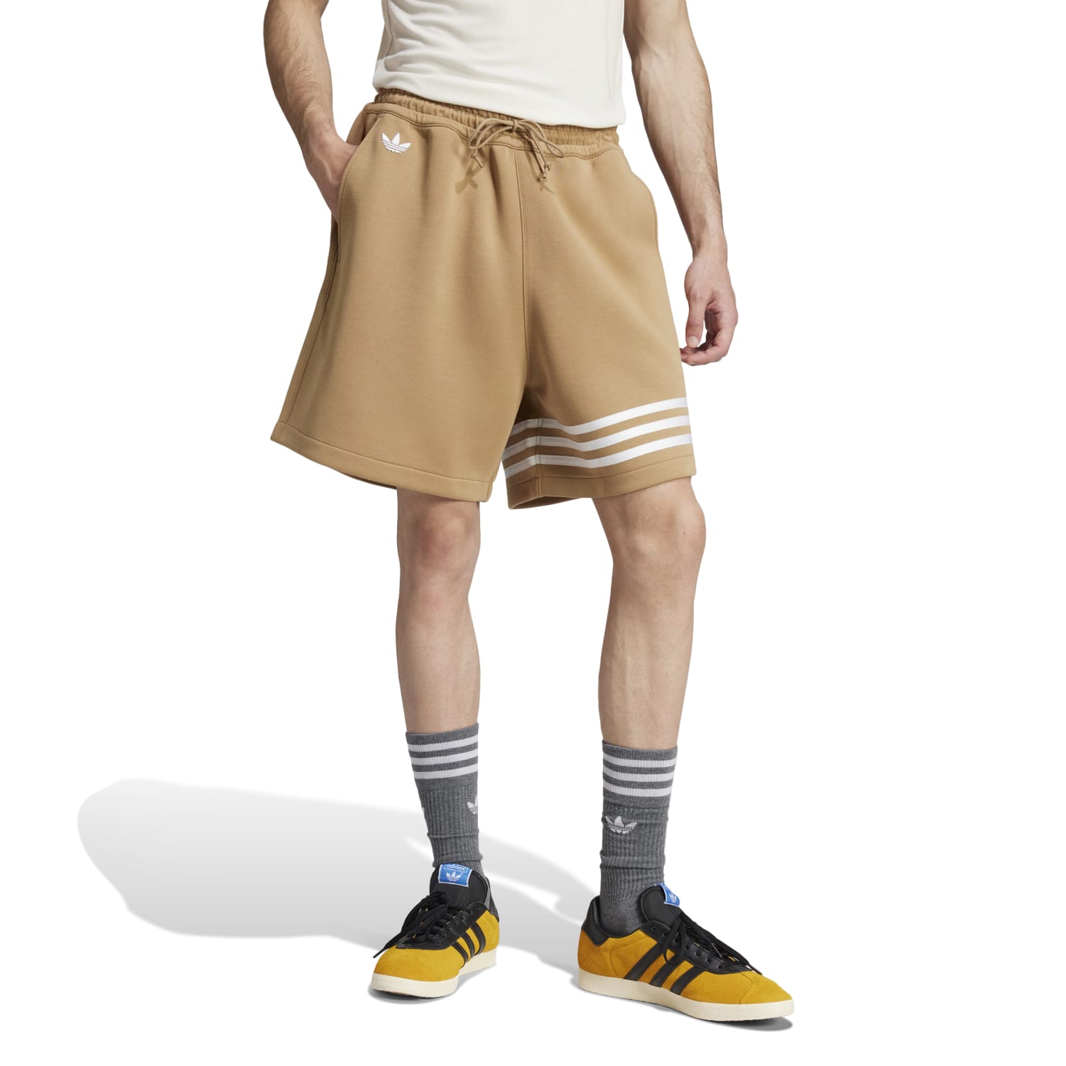 Close-up of the drawstring feature of Adidas mens gym shorts, emphasizing adjustable fit and style.