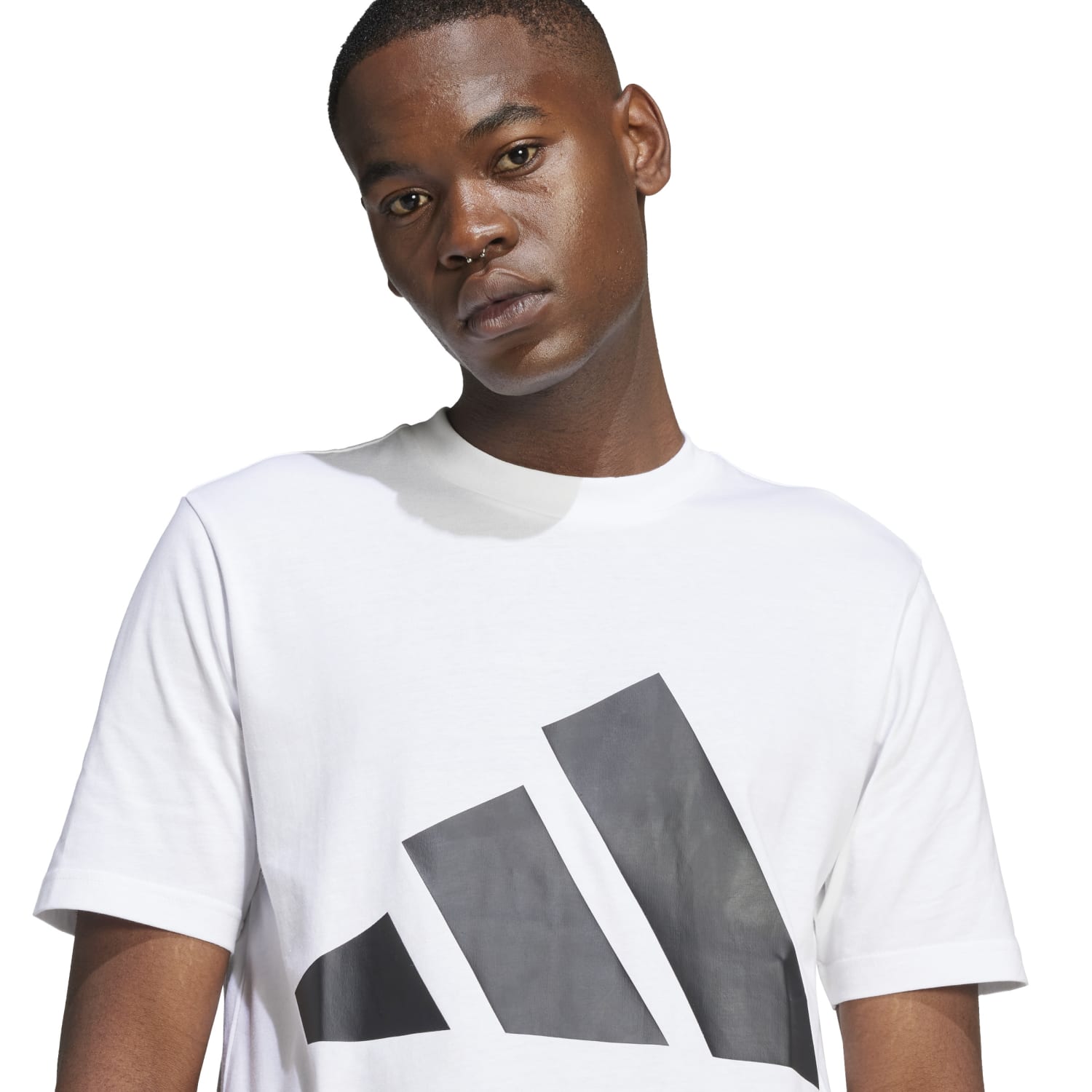 Model wearing mens casual workout t-shirt during outdoor activity