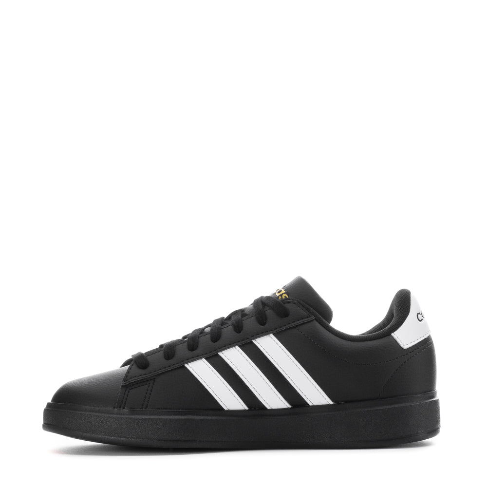 Close-up of Cloudfoam Comfort sockliner inside Adidas casual shoes