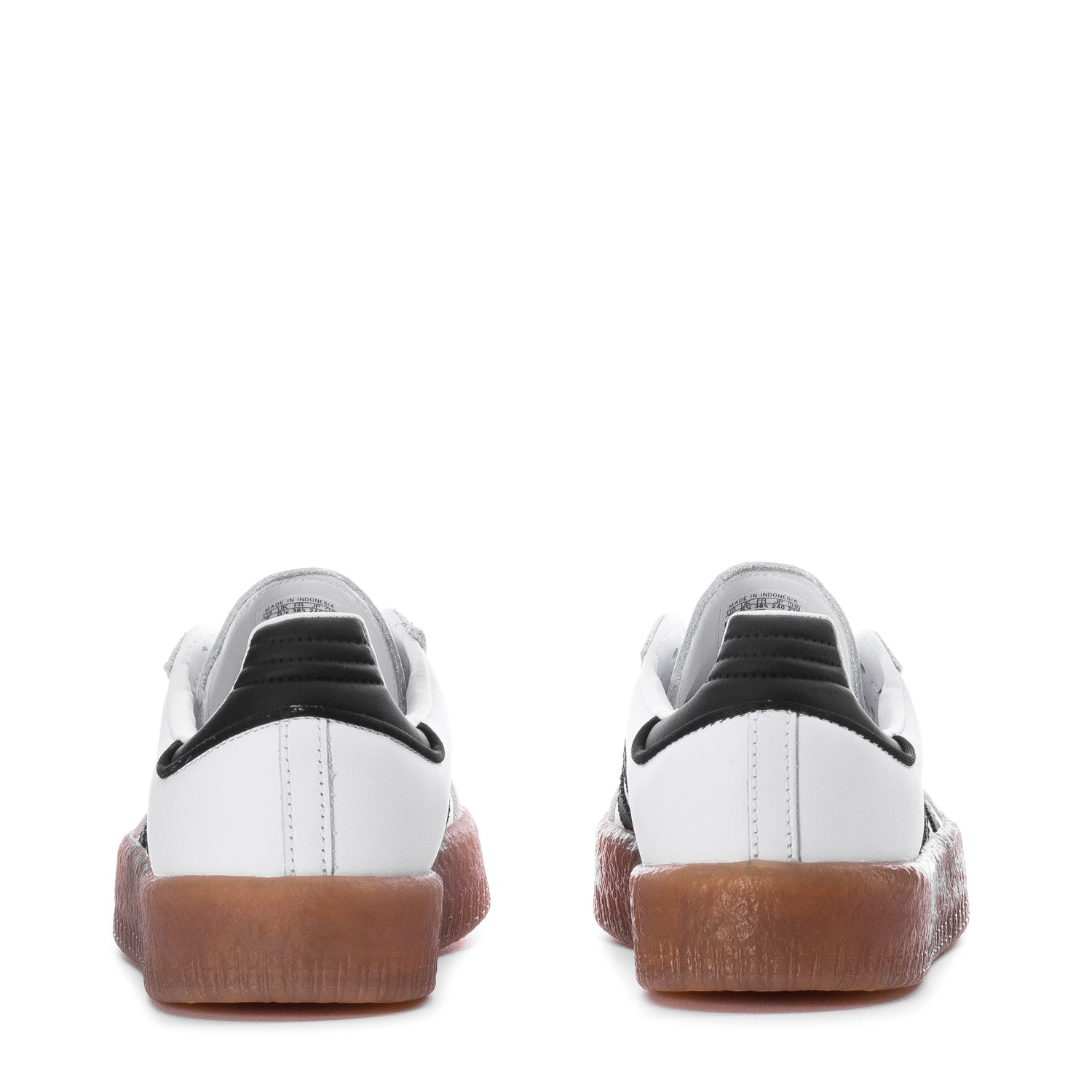 Close-up of the Adidas Sambae womens shoes, focusing on the smooth leather upper and embroidered 3-Stripes.