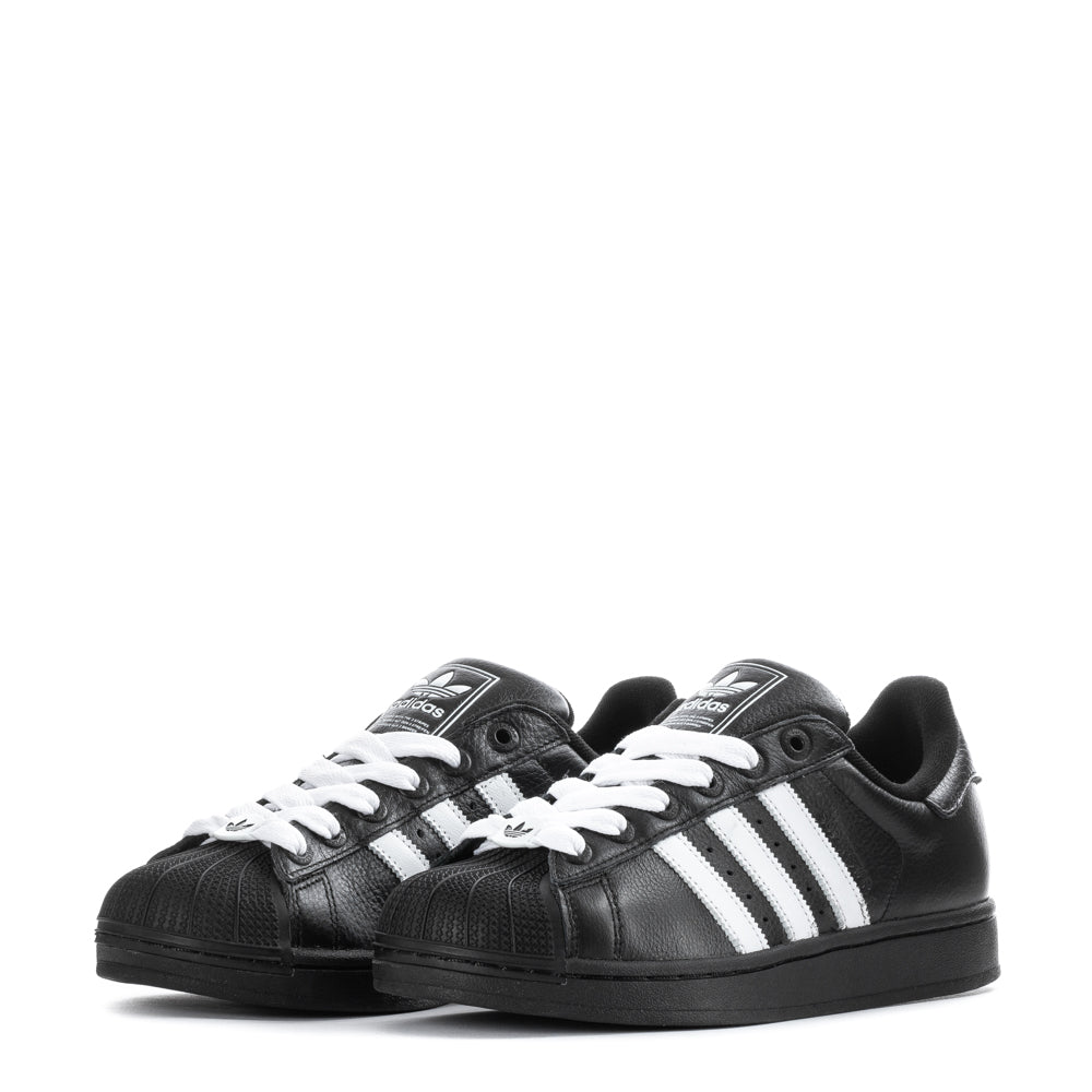 Side view of adidas Superstar II mens sneakers highlighting the padded collar and outsole