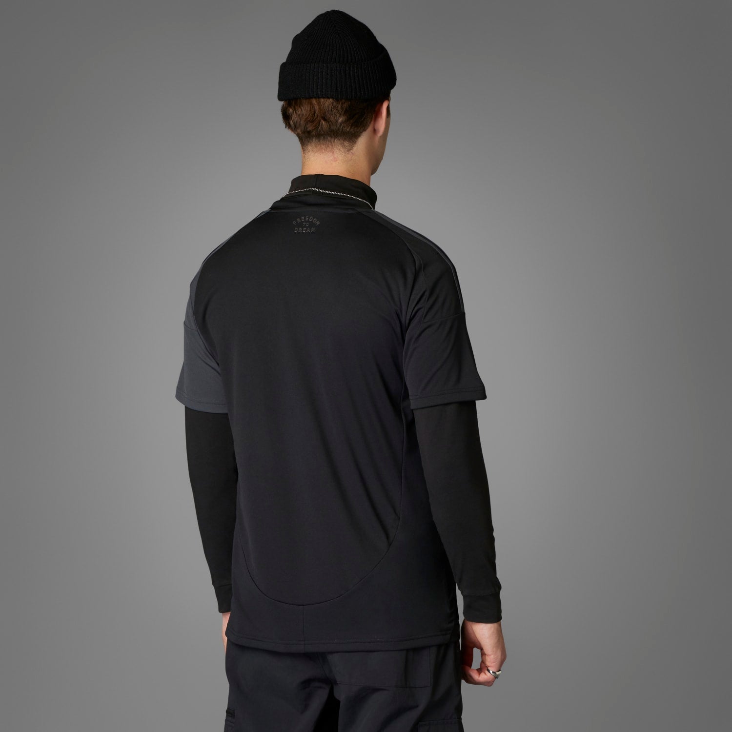 Close-up of jersey fabric and mesh side panels for breathability
