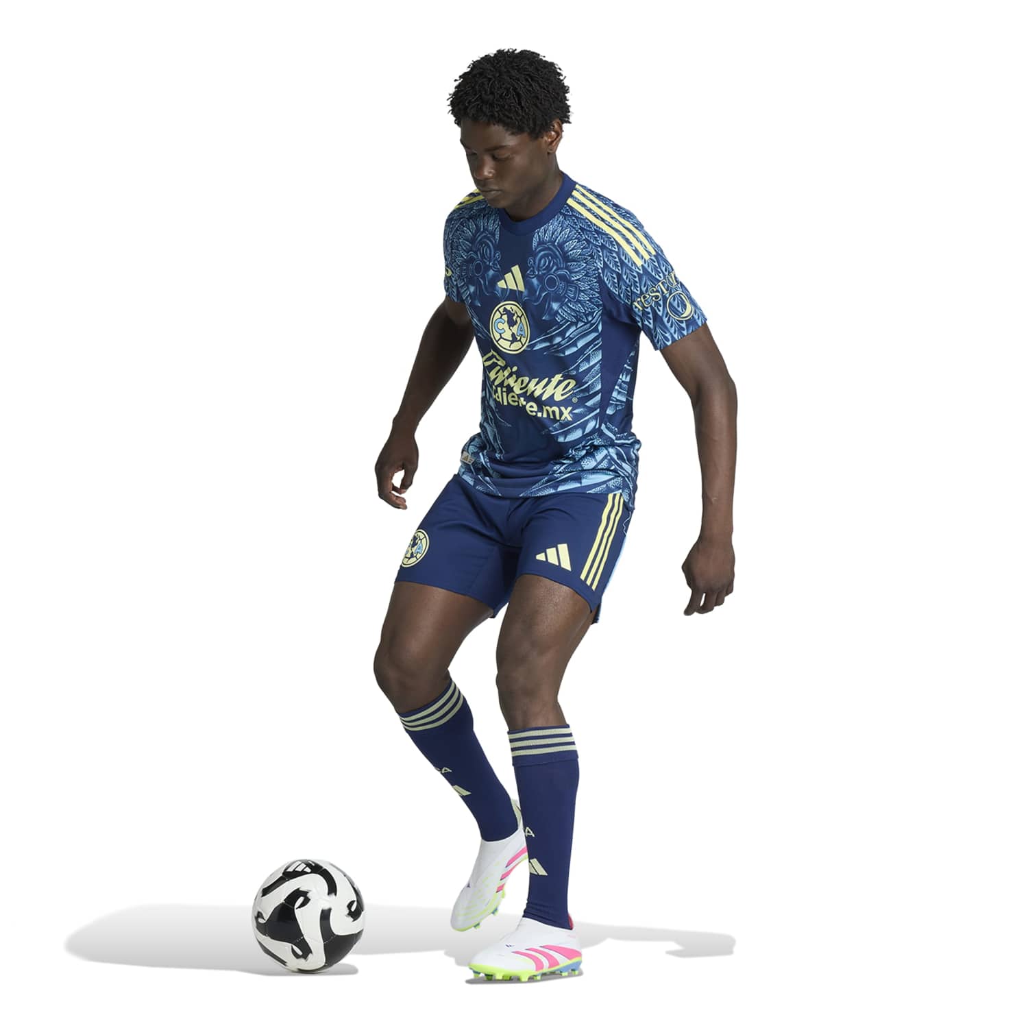 Front view of Club America away jersey 2025/26 for men, showing team logo and colors