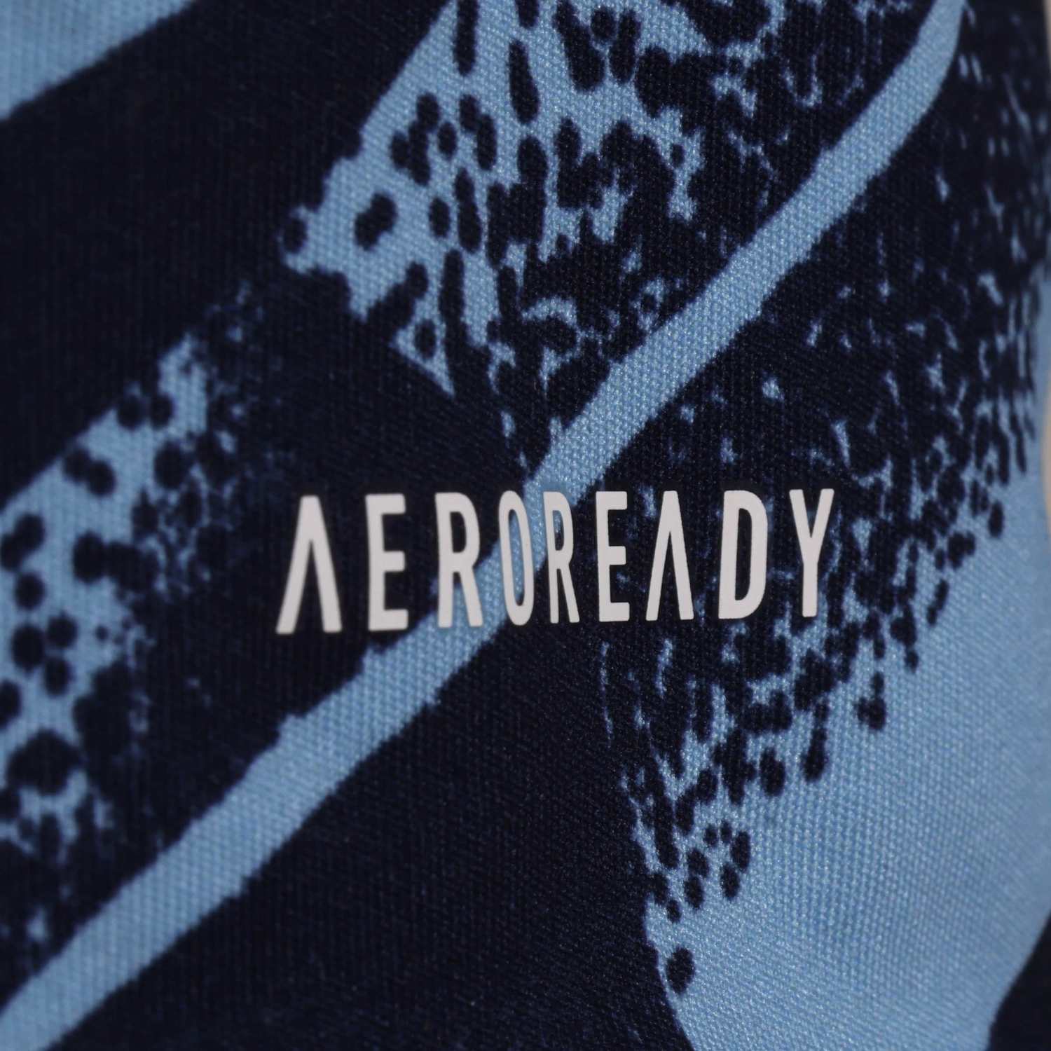 Close-up of the Club America 2025/26 away jersey fabric and design