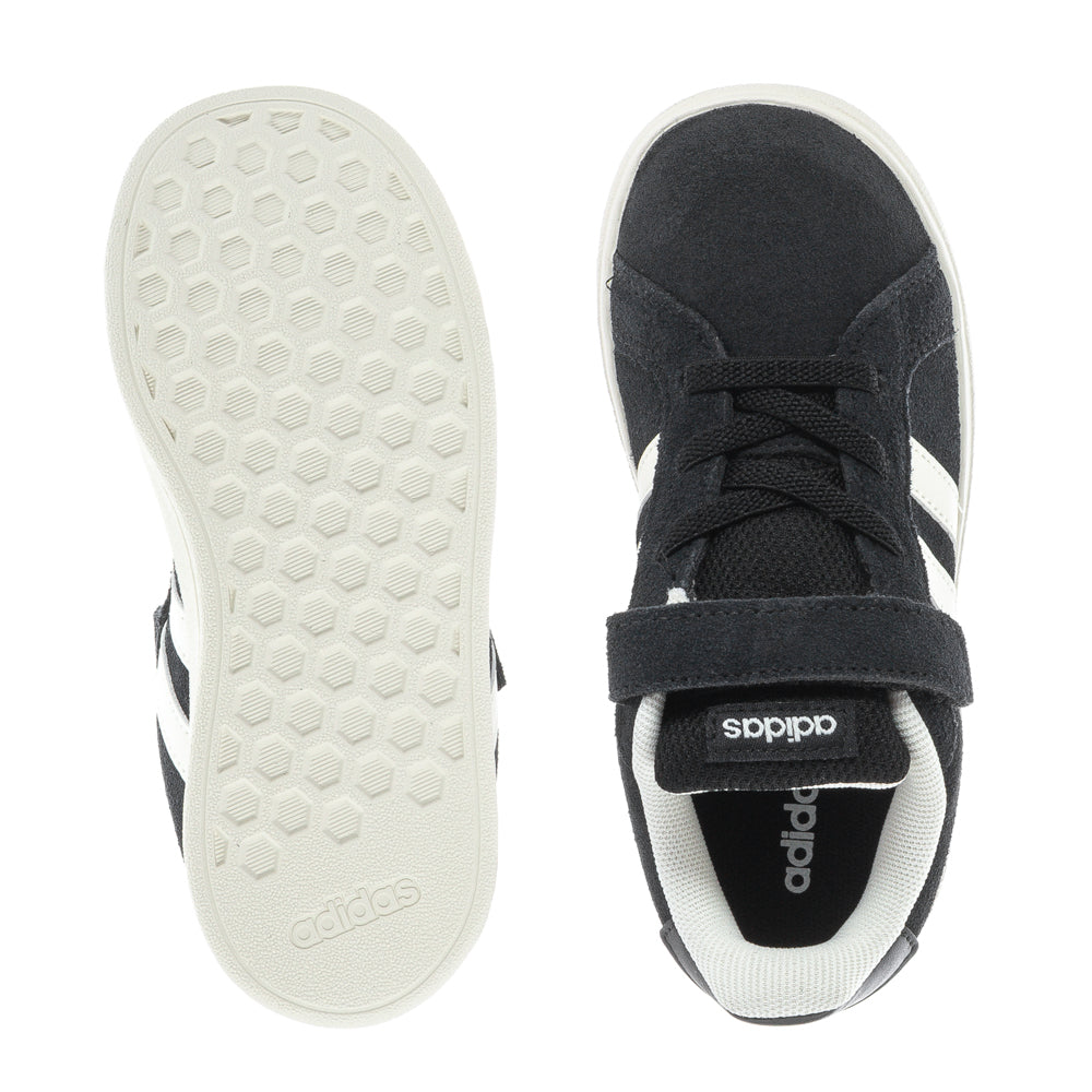 Front view of toddler shoes for active kids showing sporty design and durable sole