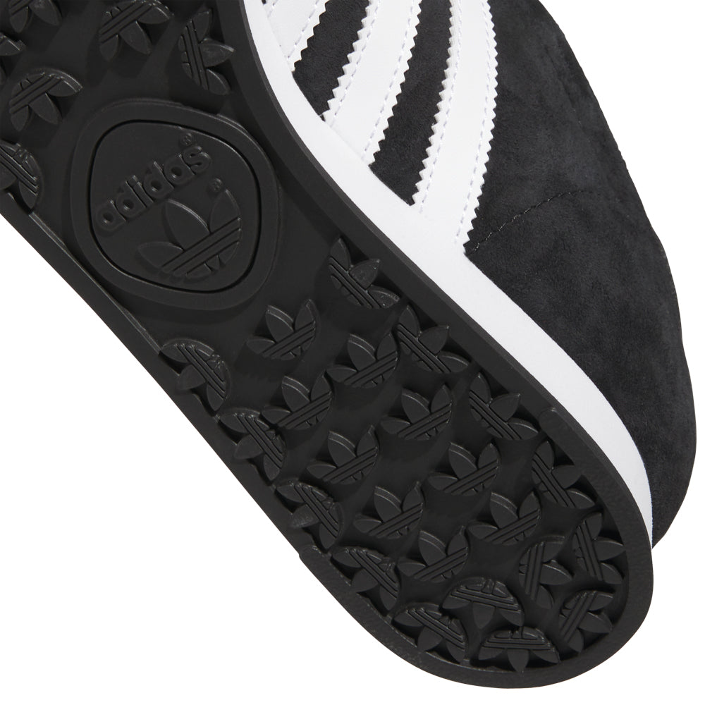 Adidas Samoa mens sneakers front view showing leather and suede overlays