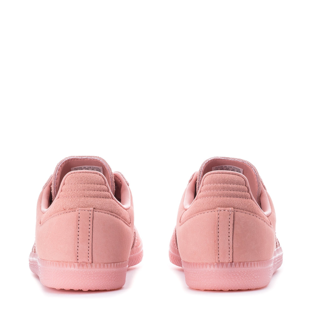 Close-up of the lace closure on Adidas Samba OG Womens Sneakers for a custom fit.