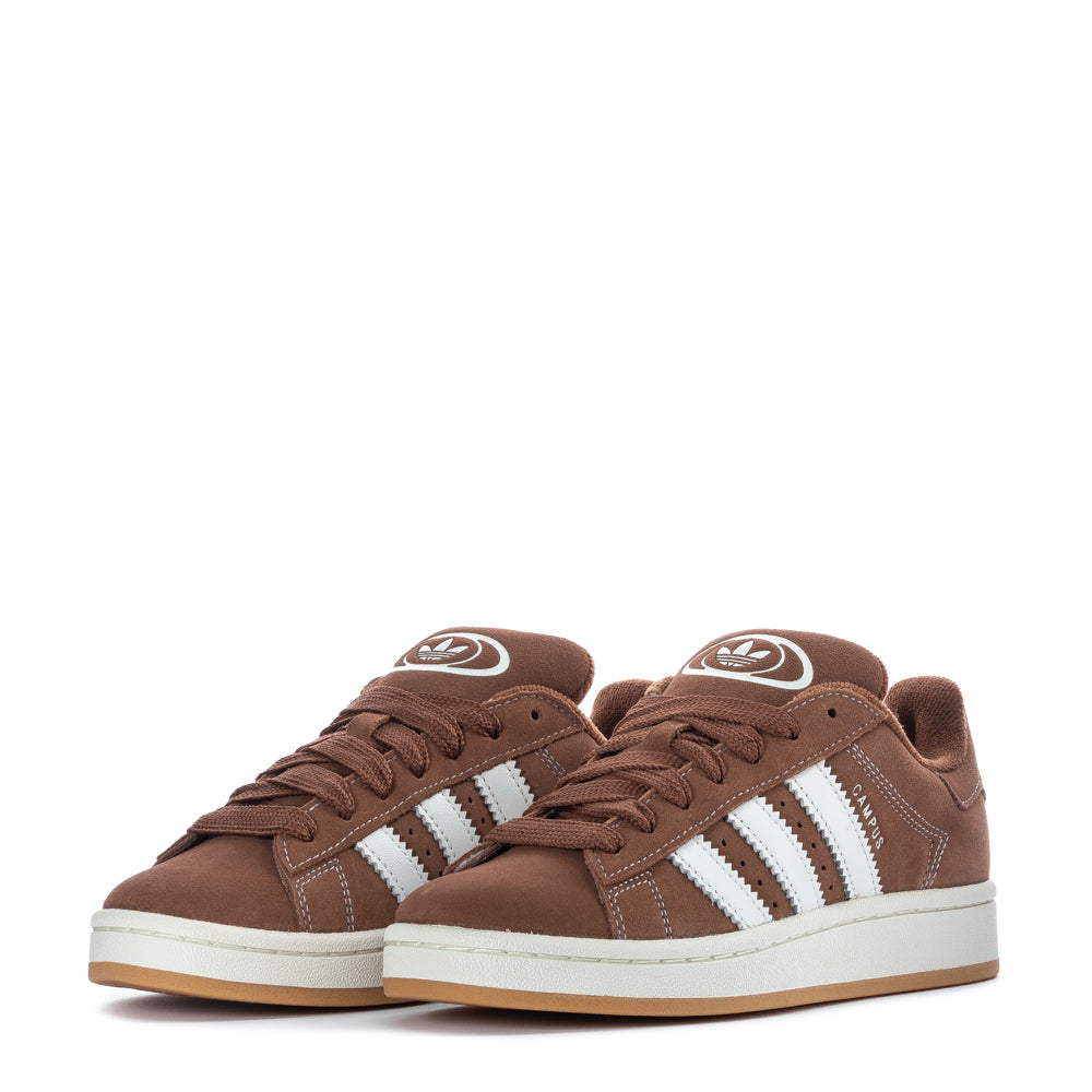 Fashionable womens sneakers with classic 3-Stripes and Y2K branding for casual outings