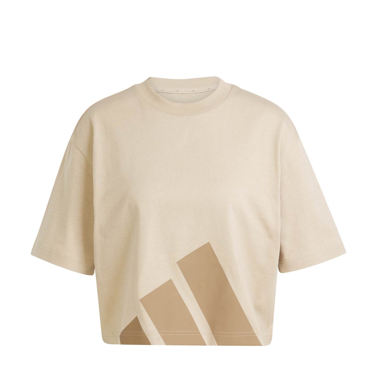 Close-up of the oversized women’s t shirt with logo detail, perfect for streetwear outfits