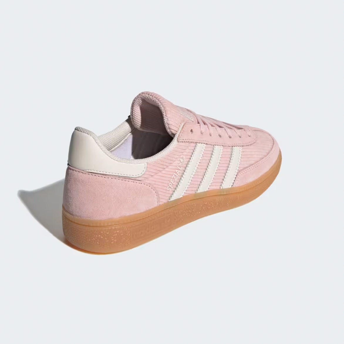 Close-up of the gum rubber outsole of the retro sneakers for enhanced grip.