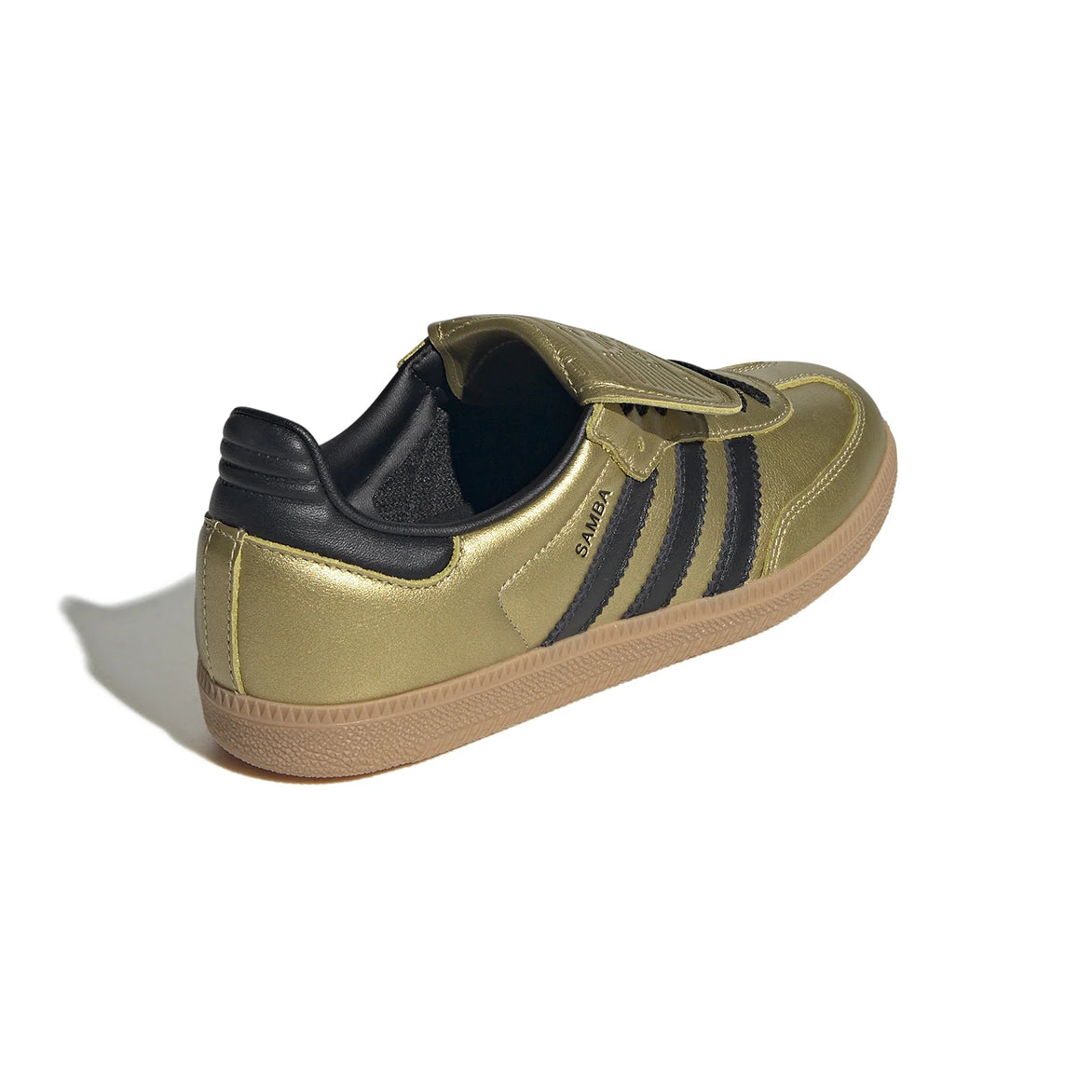Fashionable womens streetwear sneakers with black accents and gum sole